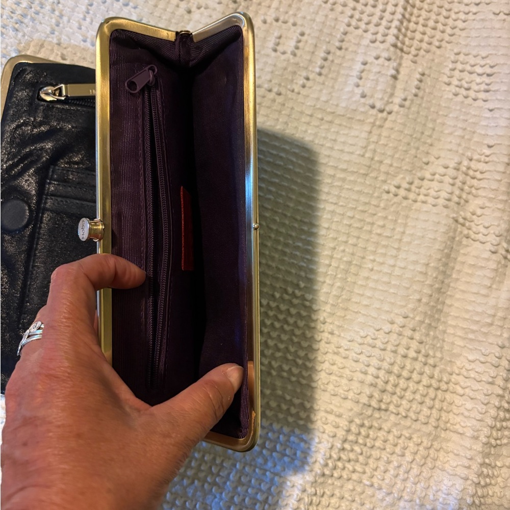 HOBO Black and Gold Clutch - Picture 5 of 6